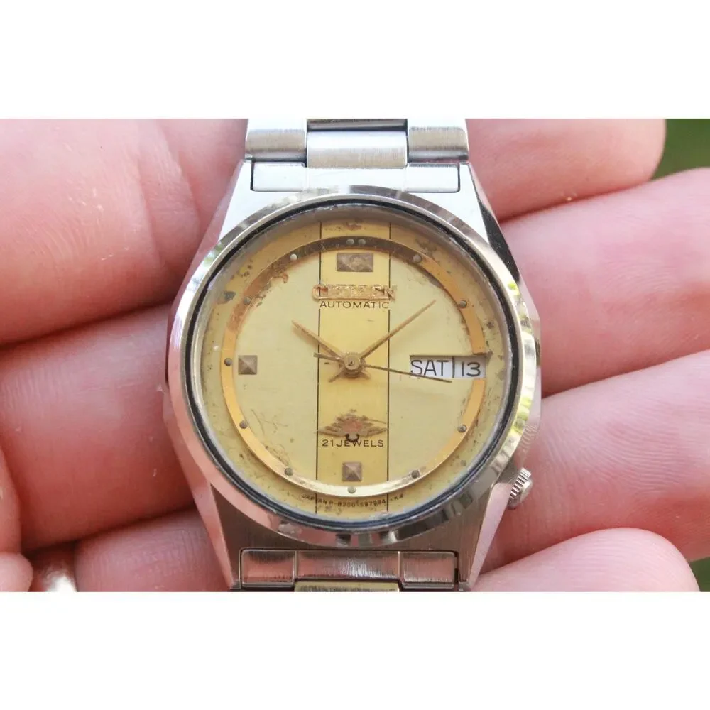 Vintage 1982 Citizen Automatic Mens Silver Watch W/daydate & Gold accents